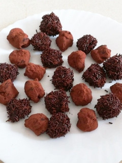Una foto de Trufas de chocolate caseras!