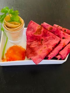 चुकंदर चपाती (Chukandar Chapati recipe in hindi) रेसिपी मुख्य फोटो