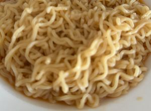 Foto de Noodles com legumes