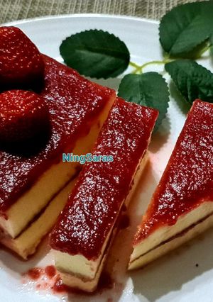 Foto resep Strawberry Cheddar Cheese Cake 🍓🧉😋