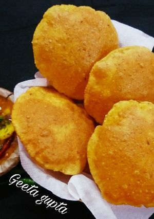 A picture of Bedmi Poori and Aloo Sabzi.