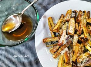 Foto principal de Bastones de berenjena y calabacín en airfryer a la miel