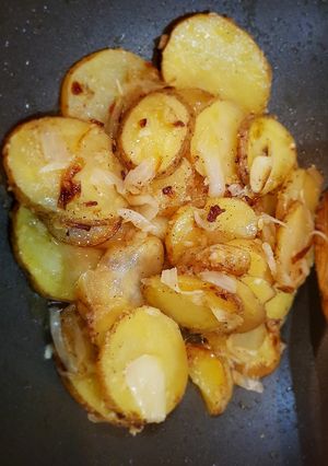 Foto resep Sauté potato with parmesan