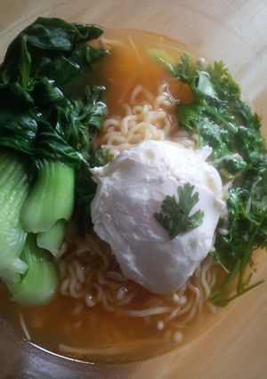 A picture of Veggie Ramen Noodles.