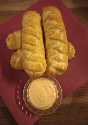 A picture of Braided Chicken Bread.