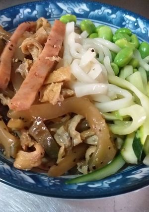 炸菜素肉絲麵*萍姊 的食譜成品照片