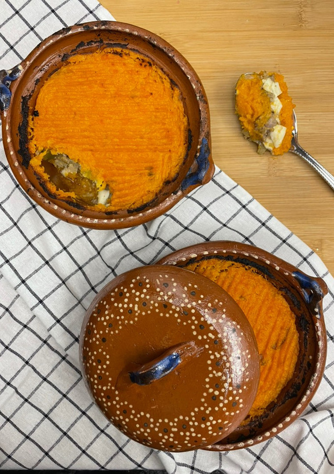 Una foto de Pastel de camote con olla a presión y horno eléctrico