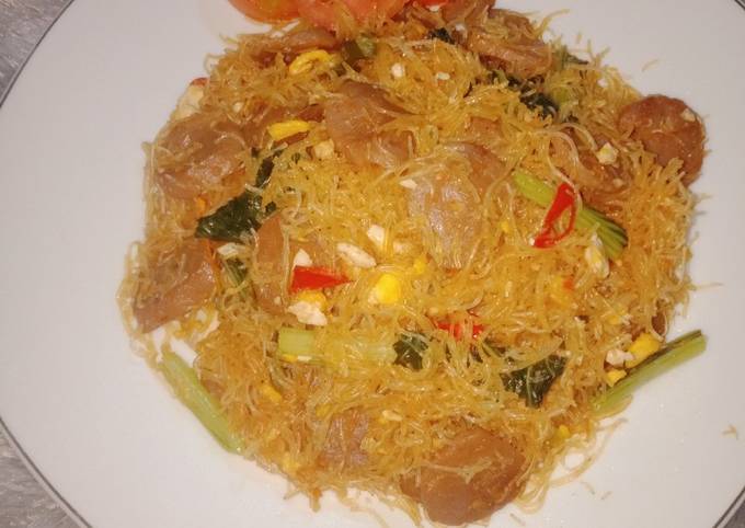 Resep membuat Bihun goreng telur bakso yang sempurna