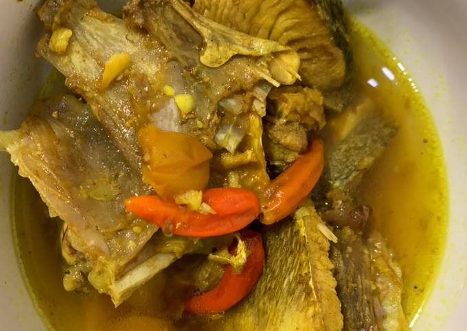 Yuk intip, Resep mudah membuat Kepala ikan masak kuah kuning dijamin lezat