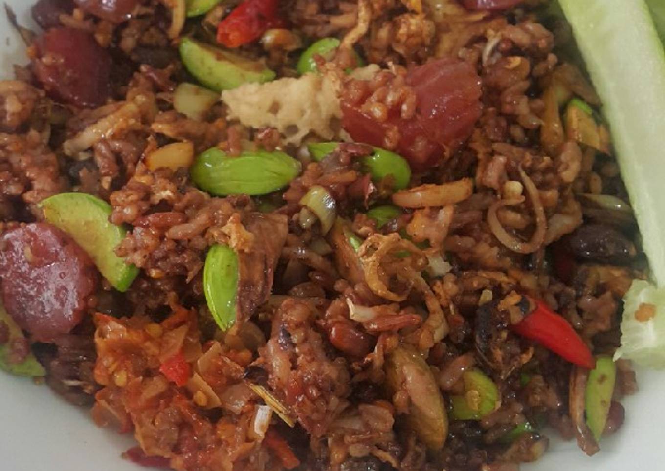Nasi merah goreng sereh dan lapcong