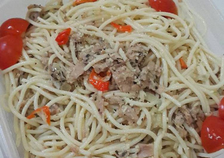  Resep  Spaghetti  Aglio  Olio  Tuna  oleh Niiayuuu Cookpad