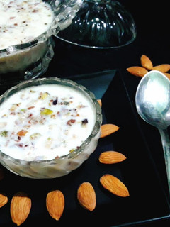 सेब की खीर (Seb ki kheer recipe in hindi) रेसिपी मुख्य फोटो