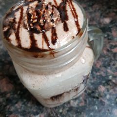 A picture of Gulkand Ferrero shake.
