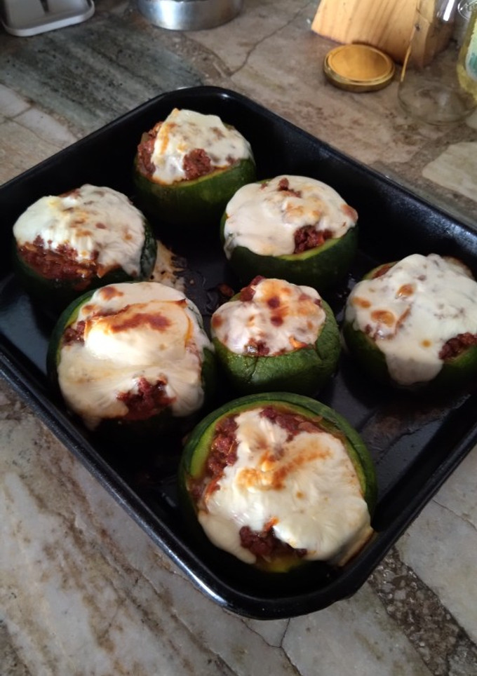 Una foto de Zapallitos rellenos de carne
