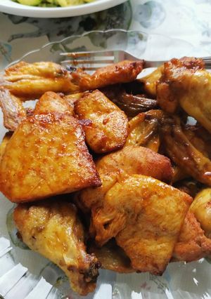 Meleglevegős fritőzben készült csirkemell, csirkeszárny recept fotója