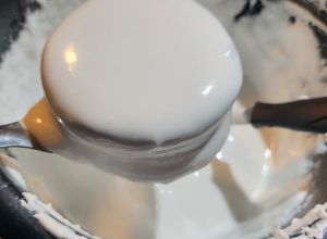 Una foto de Baño de nieve para alfajores