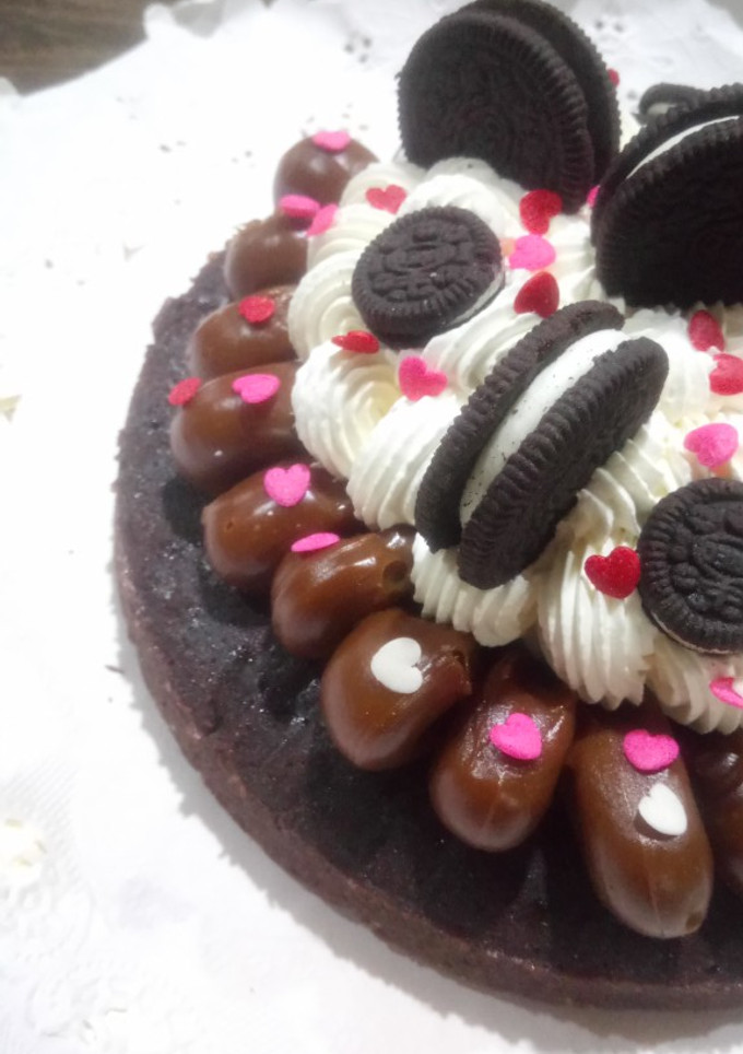 Una foto de Súper Torta Brownie con Oreos en molde de 24 cm