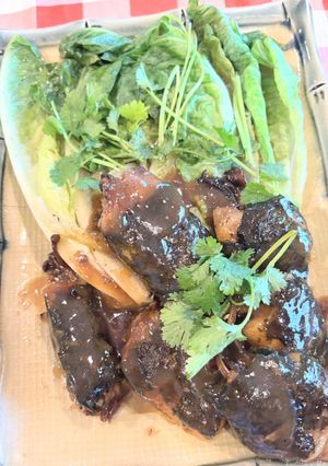 Hình của món Đậu cuốn nấm kim châm chay.