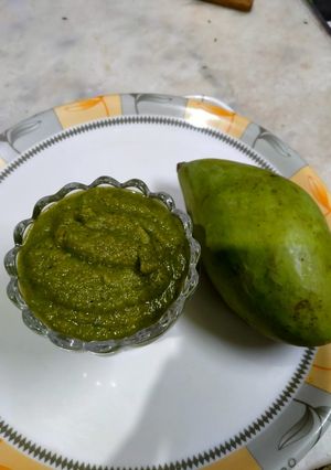 A picture of Raw mango chutney.