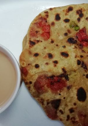 A picture of Leftover carrot sabji paratha.