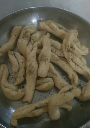 વણેલા ગાંઠિયા રેસીપી મુખ્ય ફોટો