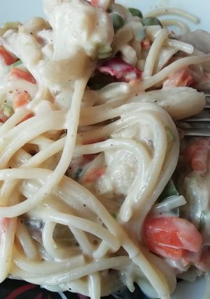Sajtkrémes zöldséges tészta recept fotója