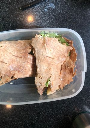 Una foto de Wrap saludable para almorzar en el trabajo