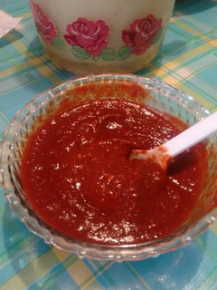 Una foto de Salsa roja de tres chiles
