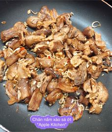 nấm xào sả ớt