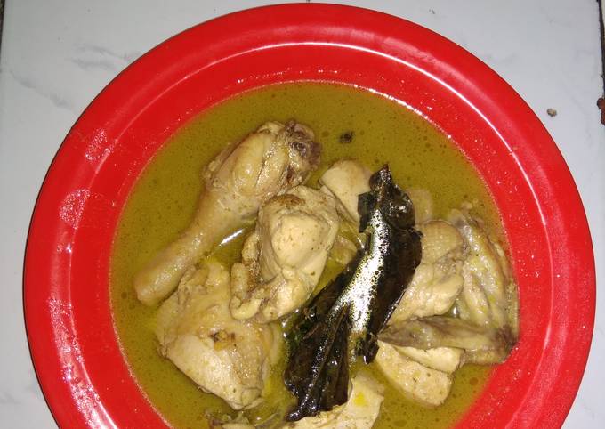 Opor ayam bumbu instan