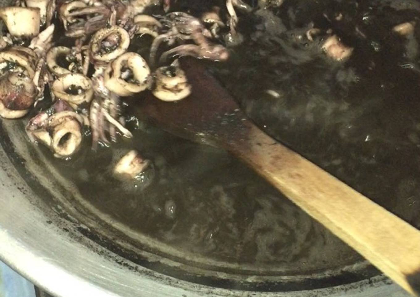 Sotong hitam rebus