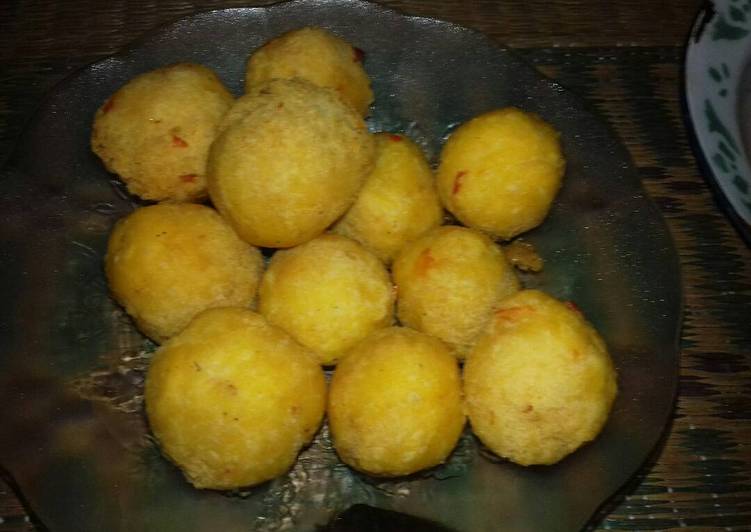 Deblo pedas enyaak π