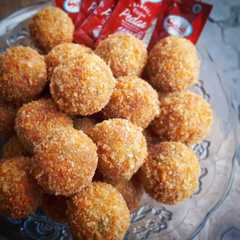 PomPom Potato (Bola2 Kentang) 😘 camilan sehat dan bergizi রেসিপির প্রধান ছবি