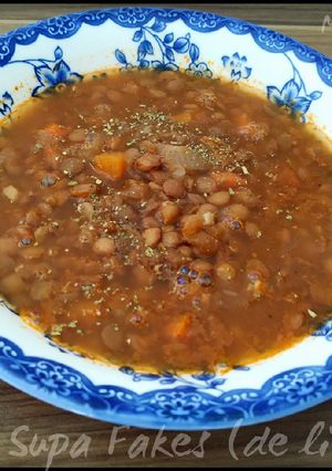 O poză a rețetei Supă de linte (🇬🇷 Fakes soupa) de post.
