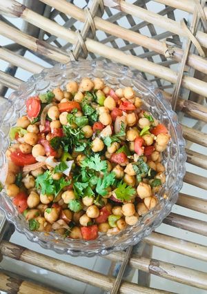 A picture of Yummy chana chaat.