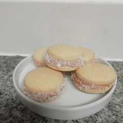 Una foto de Alfajores de maicena