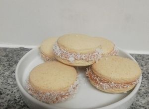 Una foto de Alfajores de maicena