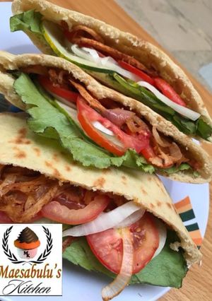 A picture of Pita pocket.