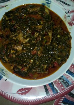 A picture of Vegetable (ugu n water leaf)soup.