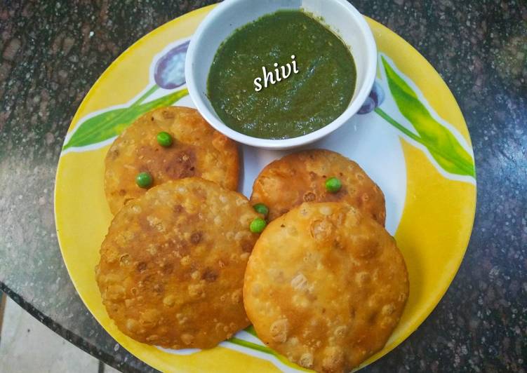 Matar ki Kachori