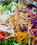 Salad trộn sốt mè rang (ăn chay được)