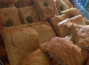 Foto di Focaccia semplicissima che lievita in 2 ore