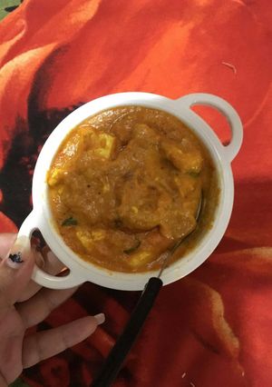 A picture of Shahi paneer.