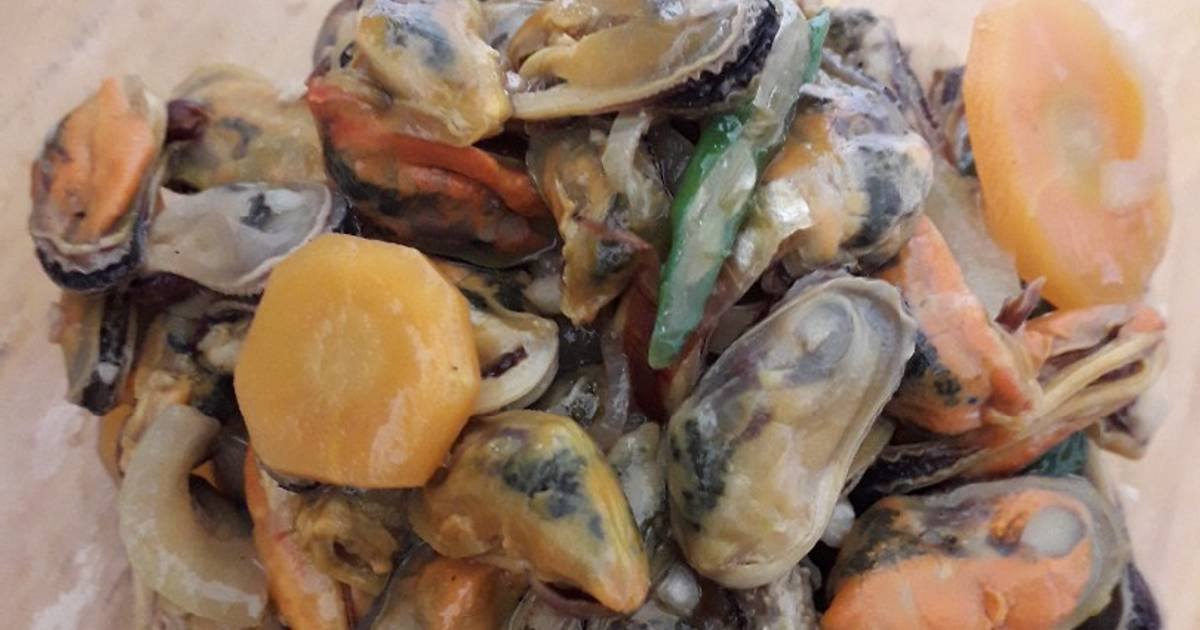 Resep Kerang Hijau Kupas Tumis Saos Tiram Menu Anak Oleh Marsha Manafe Cookpad