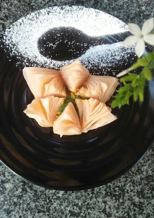 Hình của món Bánh hoa sen ngàn lớp.
