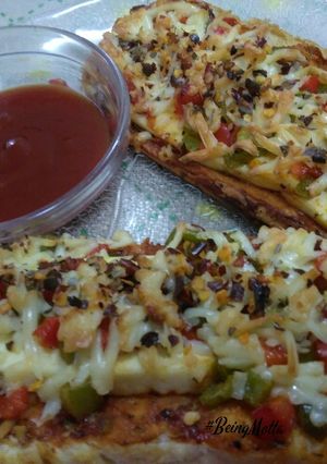 A picture of Paneer Pizza Sticks.