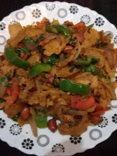 चटपटी मसाला रोटी (Chatpati masala roti recipe in Hindi) रेसिपी मुख्य फोटो