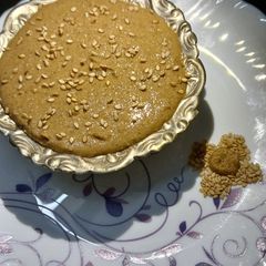 A picture of White Sesame Tahini Spread.