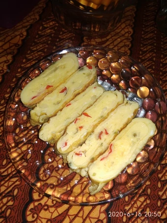 Langkah Gampang Menyiapkan Resep Korean egg roll yang Enak Banget Anti Ribet, Mantap Sekali