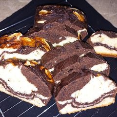 Marble tea cake without oven A picture of Marble tea cake without oven.